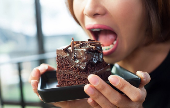 Tips to stop the desire to eat too much sweet food