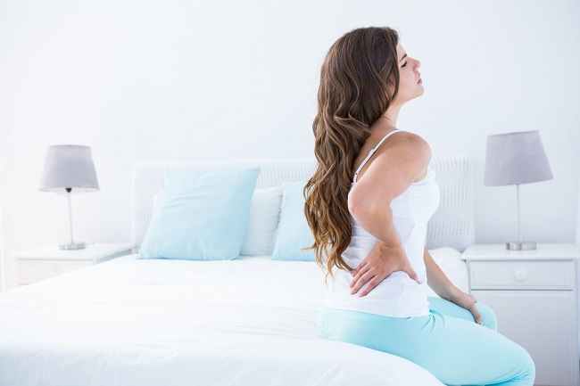 Mother, Here's How To Overcome Back Pain After Childbirth
