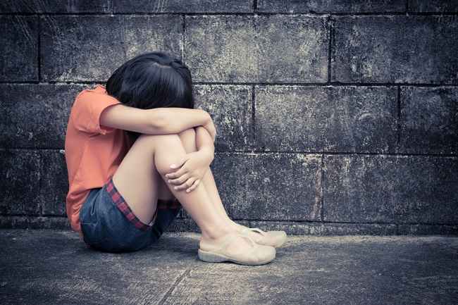 Seksuālas vardarbības pazīmes bērniem un kā ar to cīnīties