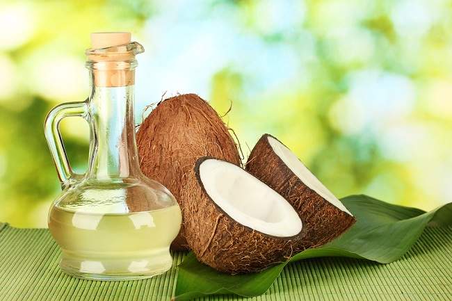 Sự thật về dầu dừa cho tóc và chế độ ăn uống