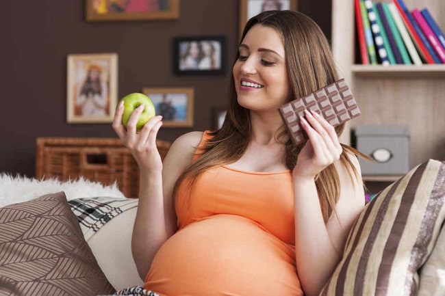 Often Hungry When Pregnant? Here's How to Control It