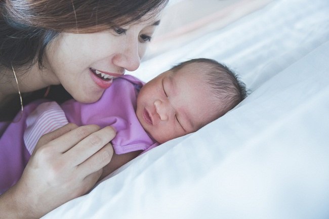 4 fakta om nyfødtes søvnmønstre, du skal kende