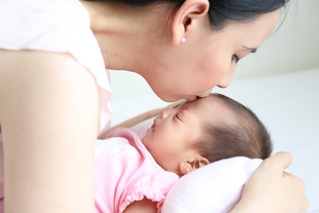 Tõhusad viisid nutva beebi rahustamiseks