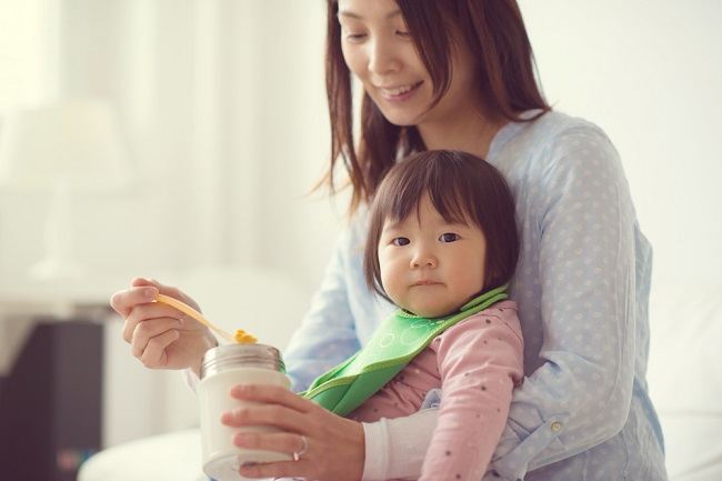 Kada jūsų mažylis gali valgyti jogurtą?
