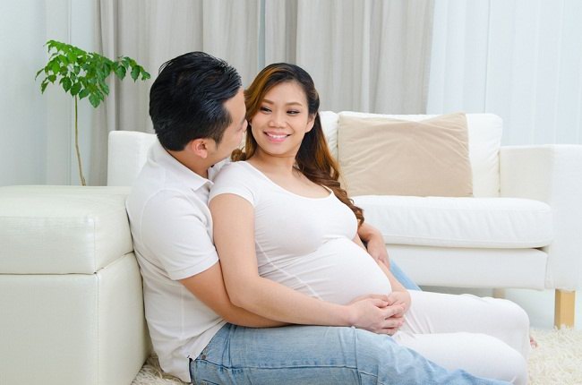 شوہروں کے لیے تجاویز: اپنی حاملہ بیوی کی مالش کرنے کا طریقہ یہاں ہے۔