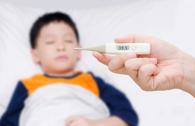 Er Ibuprofen sikkert til at sænke børns feber?