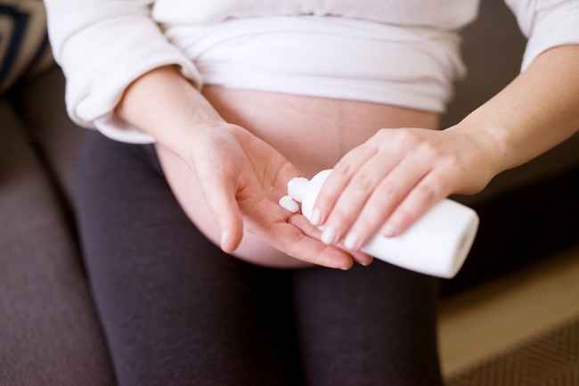 Er det sikkert for gravide kvinder at bruge myggeafvisende lotion?