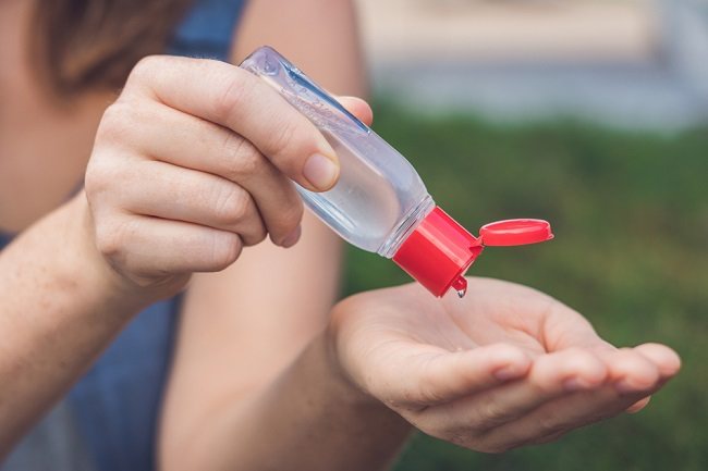 Is it true that hand sanitizer can be made by yourself and how is it safe?