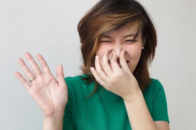 Forskellige sygdomme karakteriseret ved dårlig ånde