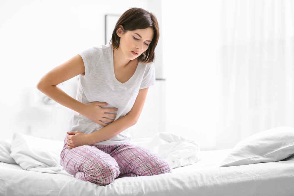 Genkend årsagerne og måderne til at overvinde kvalme under menstruation