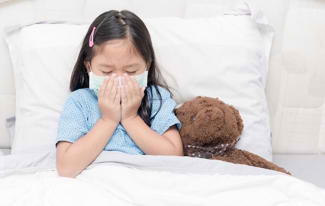 Conegueu aquí les causes de la bronquitis en els nens