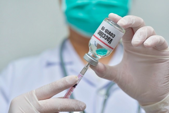 Pogled na Sinovacovo licenco za cepivo proti COVID-19 in njeno učinkovitost