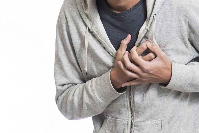 Biết sự khác biệt giữa đau tim và suy tim